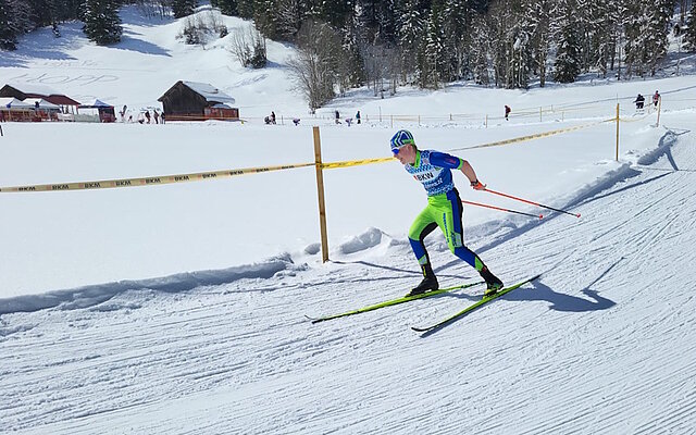 Nico Briker (SC Unterschächen) schrammte über die Langdistanz als Viertplatzierter der Kategorie der Männer U18 nur knapp am Podest vorbei (Bild Tino Walker)