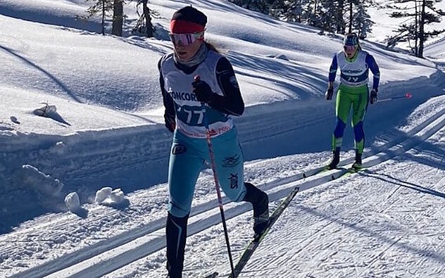 Aline Baumann (SSC Schattdorf) verfolgt von Nina Walker (SC Unterschächen), Bild Roger Gisler Aline Baumann (SSC Schattdorf) verfolgt von Nina Walker (SC Unterschächen), Bild Roger Gisler