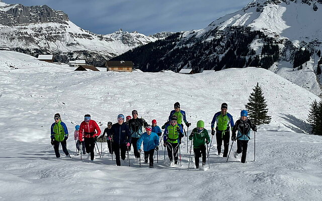 Urner Nordisch-Nachwuchskader im Training auf der Sittlisalp