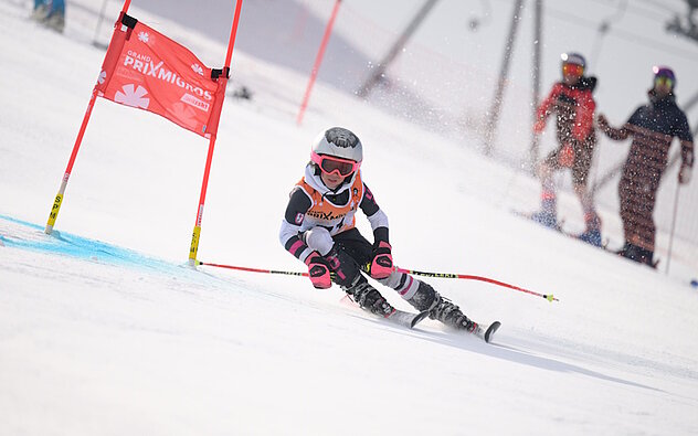 Lou Deplazes (alphafoto.com)