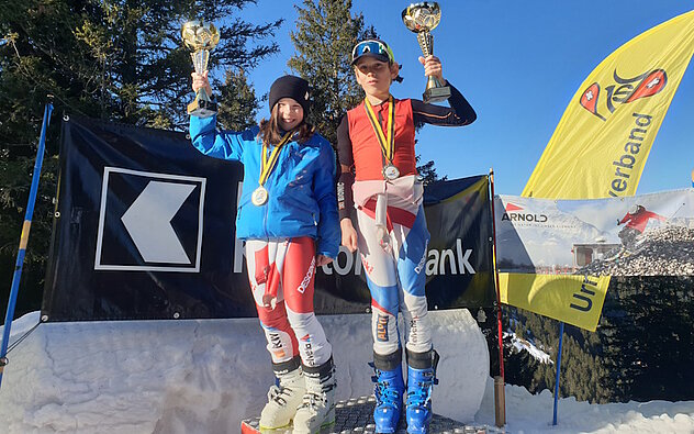 Das sind die Urner Schulsportmeister 2024: Mädchen Melina Planzer. 4. Klasse Bürglen; Knaben Julian Tresch, 5. Klasse Erstfeld (Foto Franz Muheim)