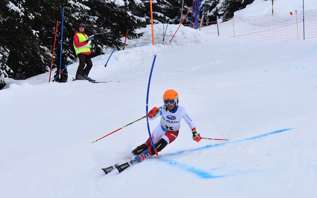 Wer wird am Samstag auf dem Brüsti Urner Slalommeister 2024? (Archiv Urner Skiverband)
