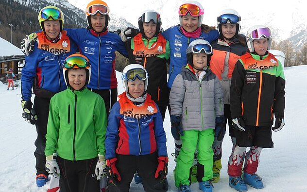 Der Urner Nachwuchs zeigte sich von der besten Seite. (hintere Reihe v.l.) Livio Gisler, Nico Schuler, Linus Muheim, Flori-ne Traxel, Julia Inderbitzin und Meret Muheim. (vorne v.l.) Robin Zurfluh, Noah Gisler, und Noe Huwyler. (Auf dem Bild fehlen: Beda Der Urner Nachwuchs zeigte sich von der besten Seite. (hintere Reihe v.l.) Livio Gisler, Nico Schuler, Linus Muheim, Flori-ne Traxel, Julia Inderbitzin und Meret Muheim. (vorne v.l.) Robin Zurfluh, Noah Gisler, und Noe Huwyler. (Auf dem Bild fehlen: Beda Muoser, und Erik Oberbillig).