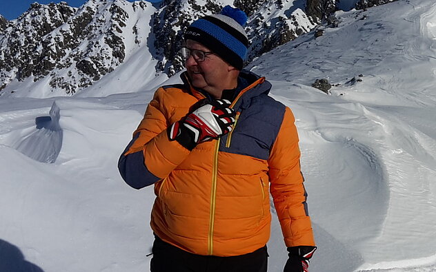 Hanspeter Infanger als leidenschaftlicher Trainer im Einsatz