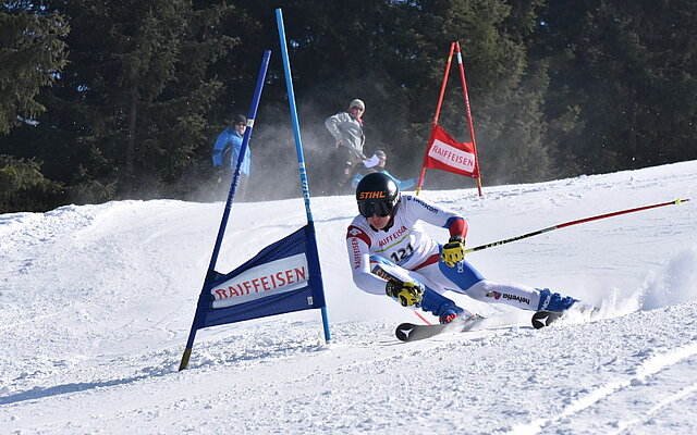 Der Spiringer Andreas Schuler war der grosse Dominator auf dem Brüsti (Foto Robi Wyrsch)