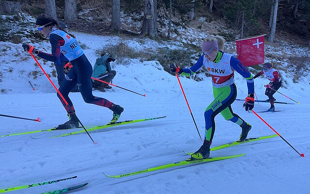 Nina Walker (SC Unterschächen) mit vollem Einsatz im Halbfinalheat des Sprints (Bild Tino Walker)