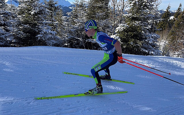 Bei strahlendem Sonnenschein und winterlichen Verhältnissen zeigte Nico Briker (SC Unterschächen) einen ausgezeichneten Wettkampf in der Skatingtechnik