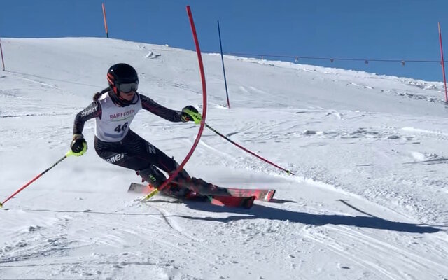 Die Flüelerin Meret Muheim, SC Attinghausen auf ihrer Fahrt zur Slalom Silbermedaille